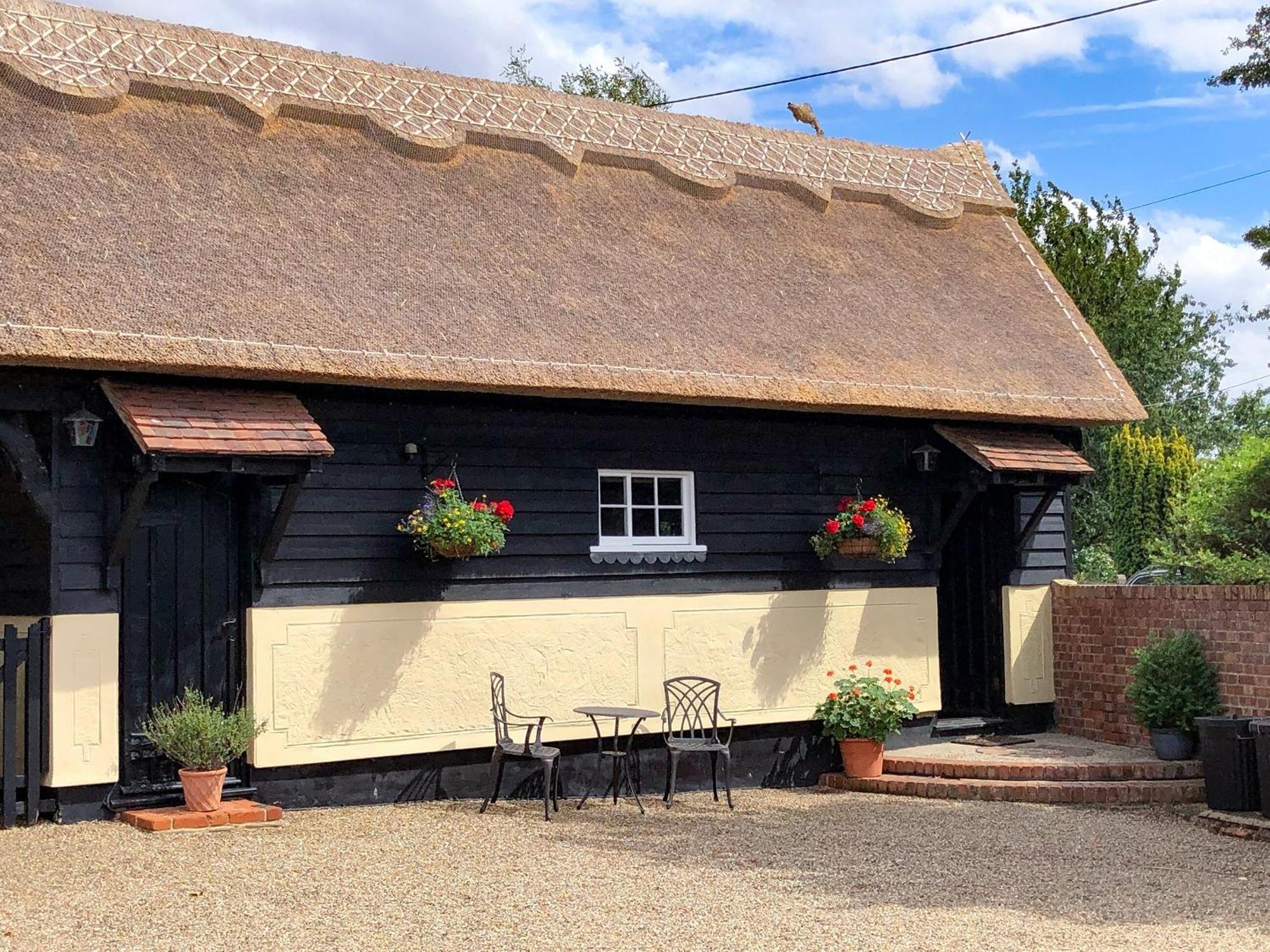 Lake House Cottage Finchingfield Экстерьер фото
